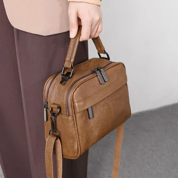 2023 Нова чанта-възглавница от изкуствена мека кожа реколта чанта Универсална чанта-месинджър многофункционална раница, дамска чанта