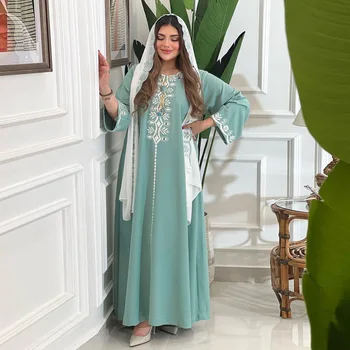 Мюсюлманската женствена рокля, близкия изток арабската мода, светло Зелено цвете бродерия, халат за баня с кръгло деколте, шал Джалабия